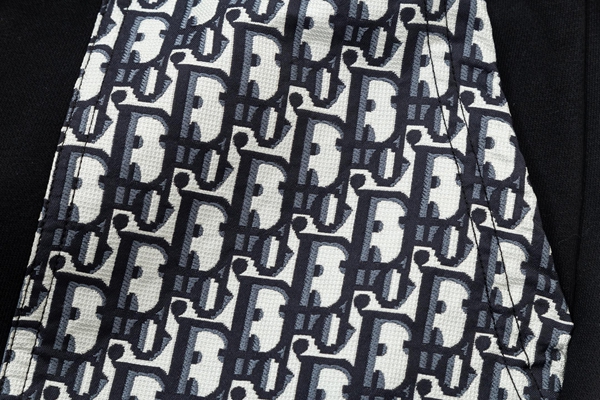 ブランドハーフパンツ側面デザイン